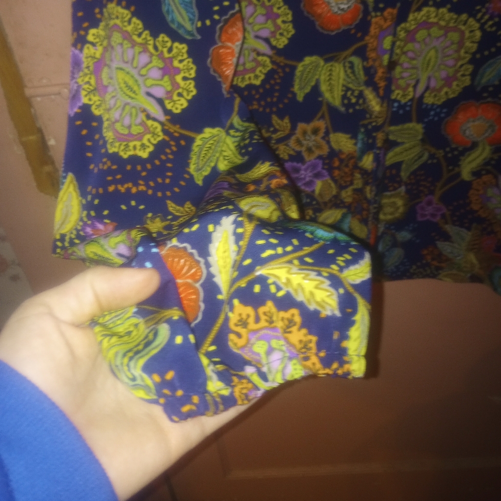 Bucket list‎ floral button up shirt